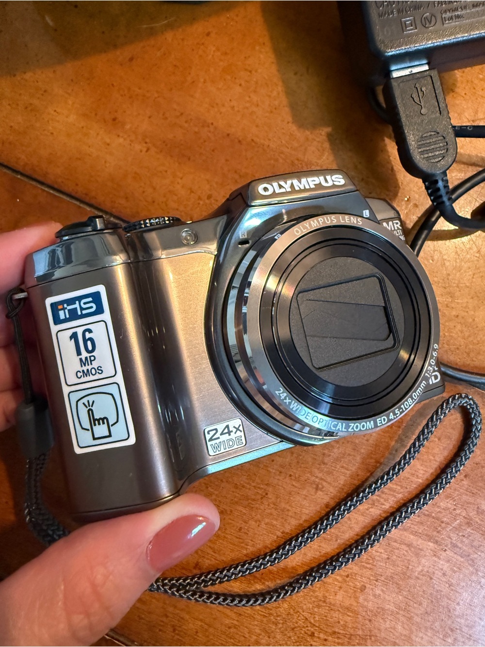 Olympus Digital Camera - Picture 3 of 10